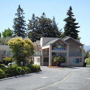 Days Inn By Wyndham Redwood City
